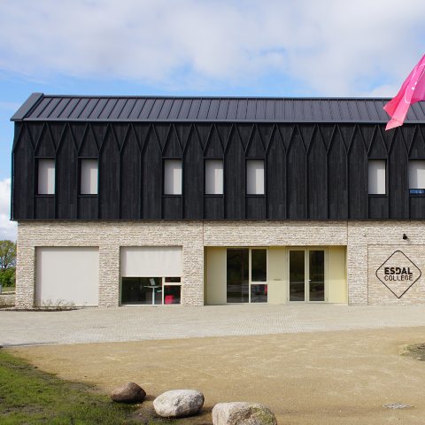 Das Esdal College in Borger